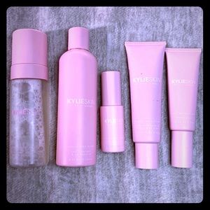 Kylie Skin set!